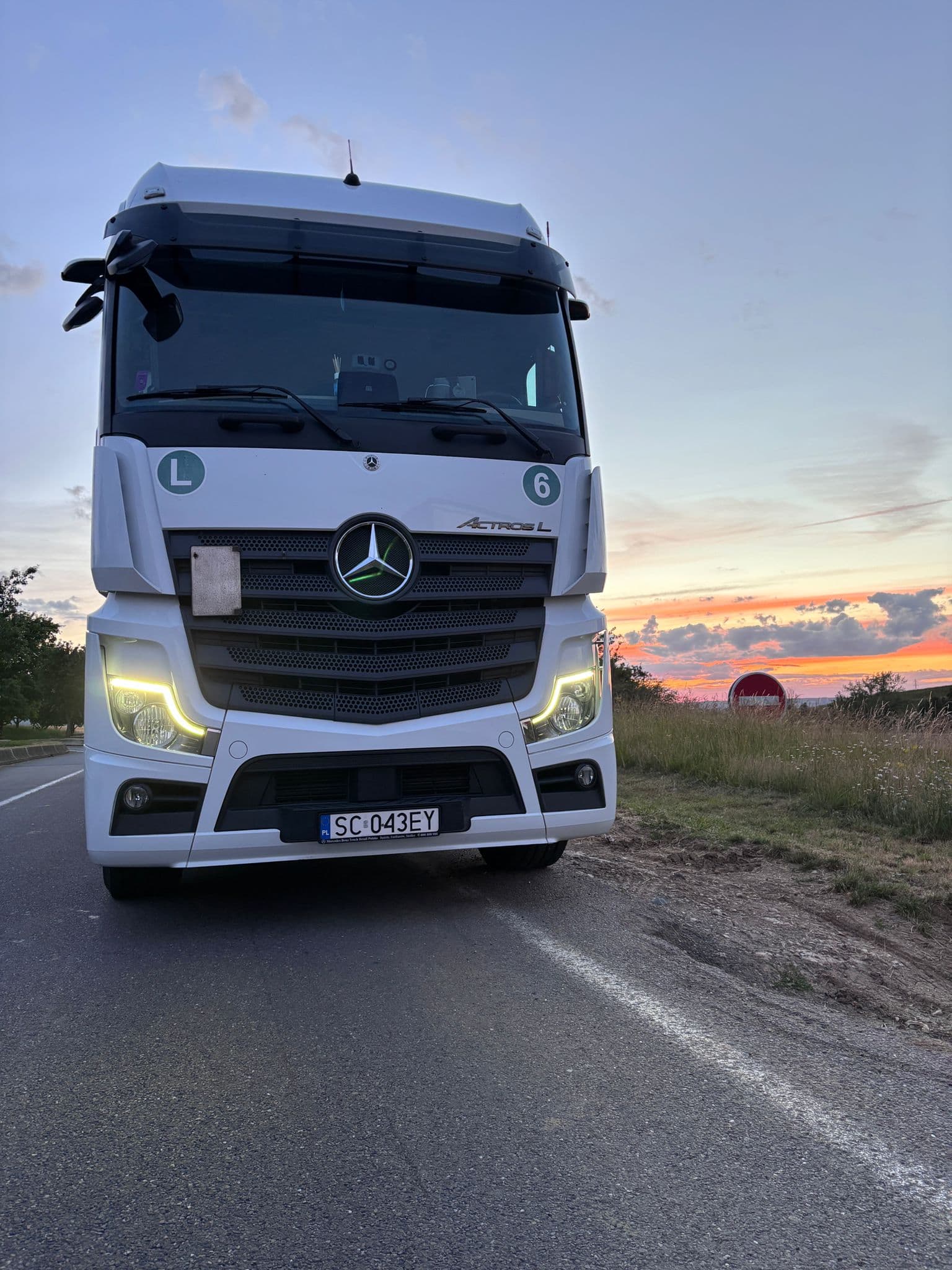 Royal Global Logistics 1