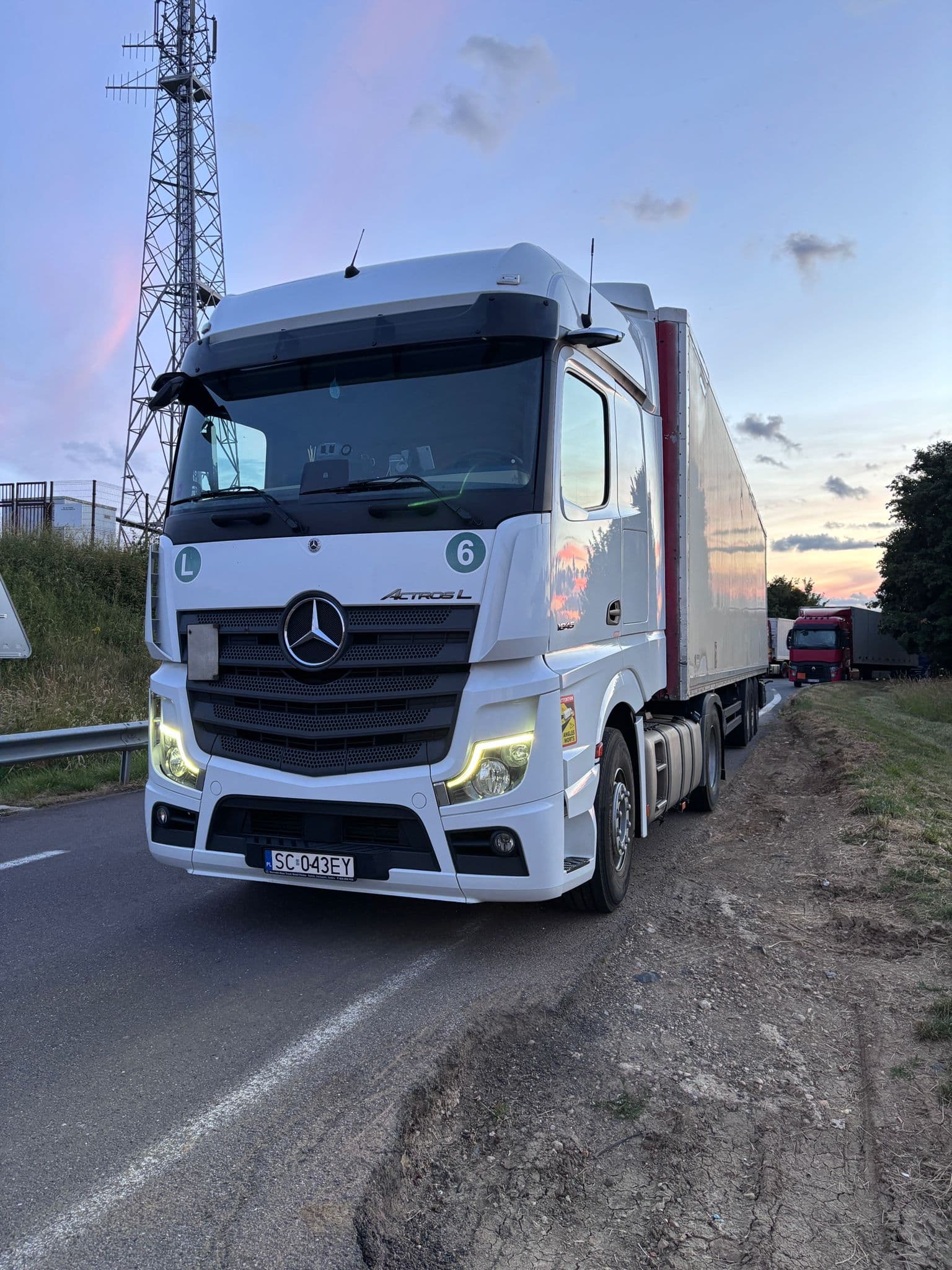 Royal Global Logistics 6