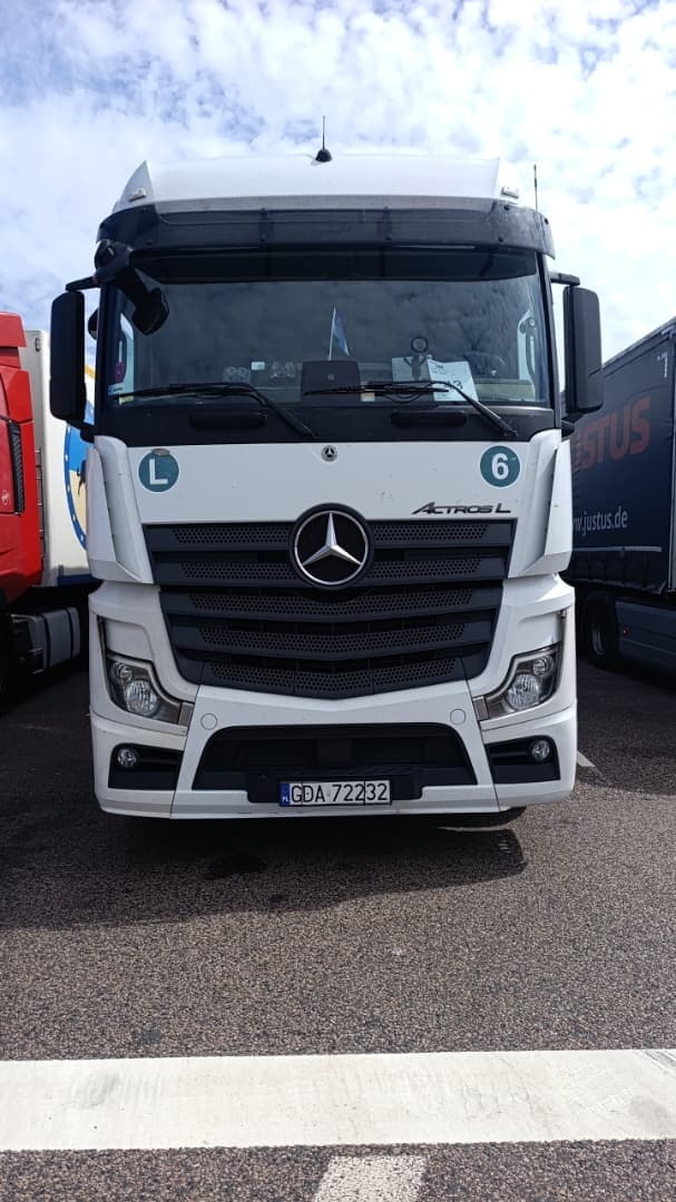 Royal Global Logistics 8